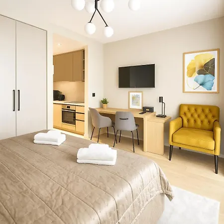 Waterfront Cosy Nest Апартаменты *